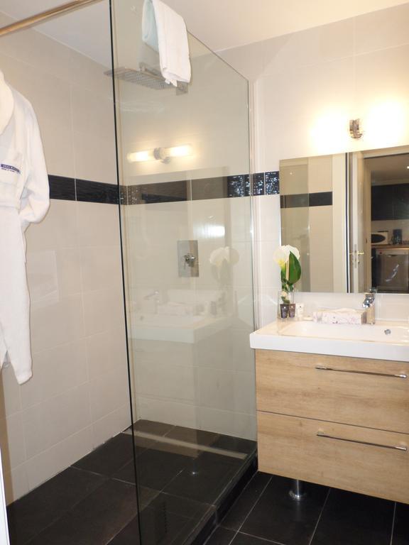 Apartment - Promenade Des Anglais Nice Room photo